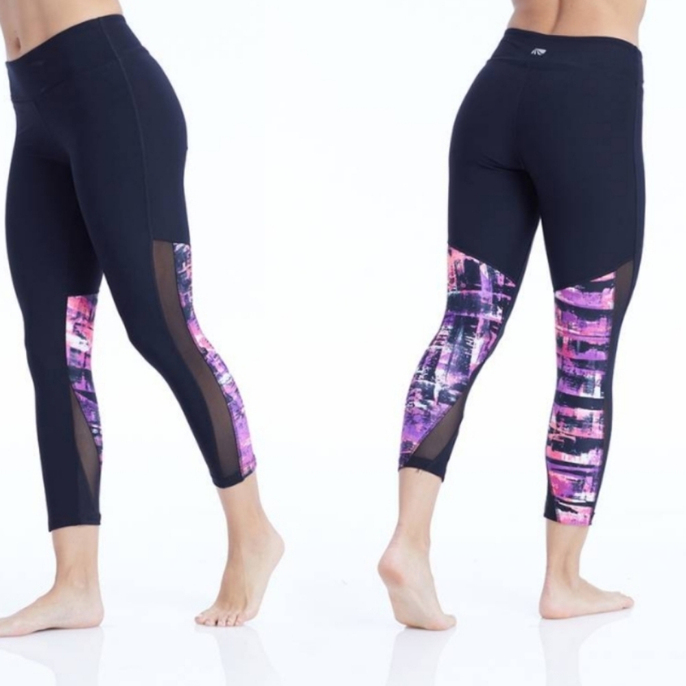 NWT Marika Workout capri leggings